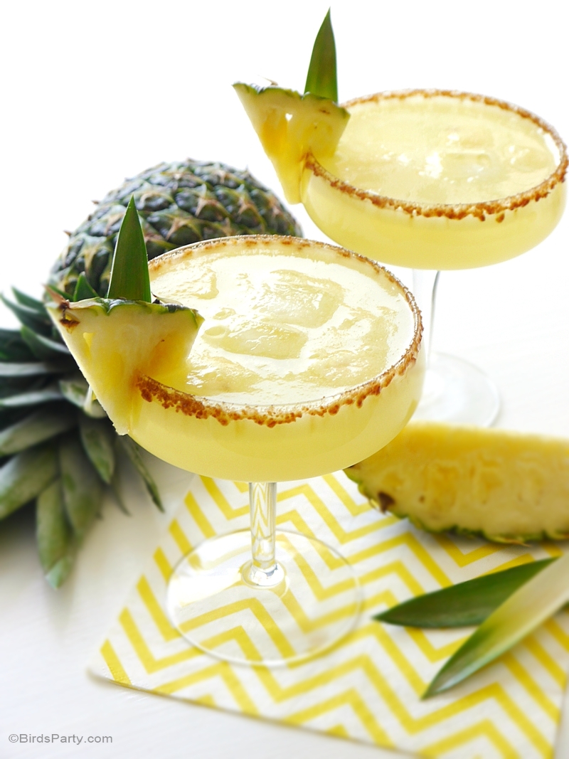pineapple-rum-punch-recipe-sangria-cocktail2.JPG