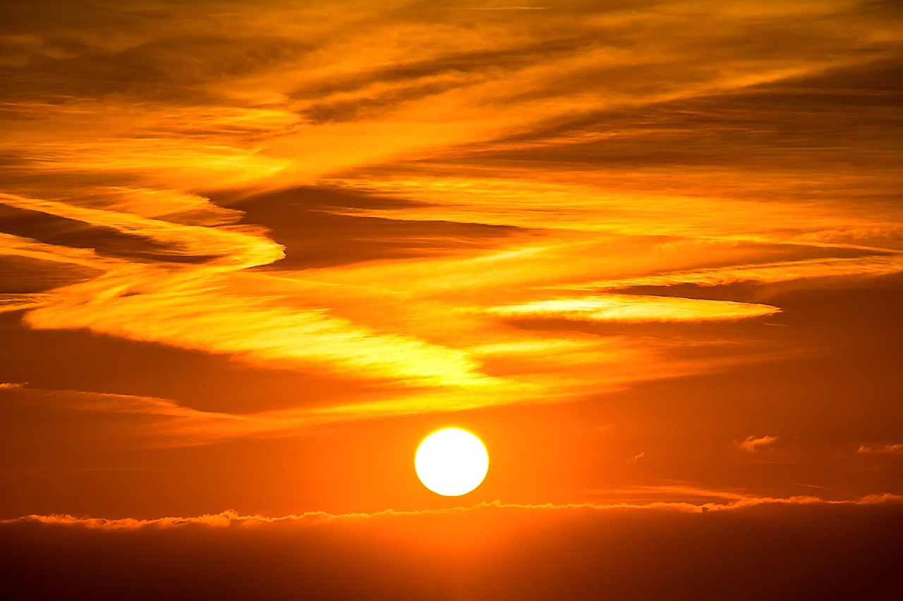 sun-3275314_1280.jpg