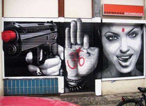 celebrity-graffiti-8.jpg