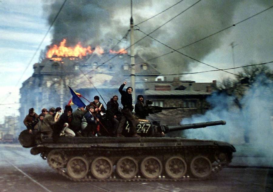 romanian-revolution-19891.jpg