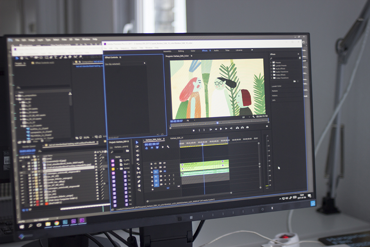 Számítógépes képernyő videószerkesztő programmal, amelyen éppen a Volt egyszer egy kertész című animációs film készül