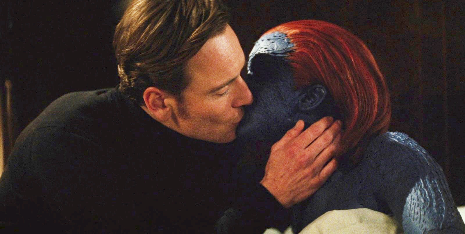 magneto_mystique_kiss.jpg