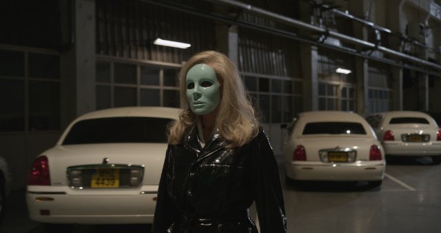 Holy motors kép.jpg