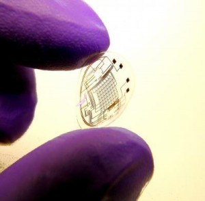 augmented-reality-contact-lens-300x294.jpg