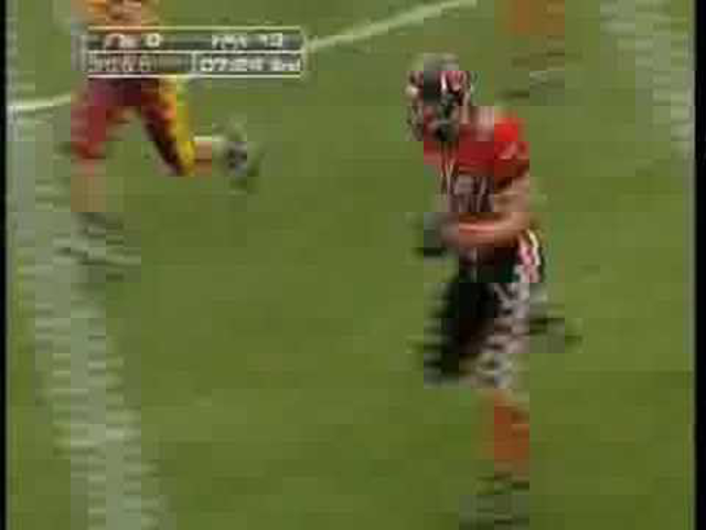 Touchdown vs MC Hammer
