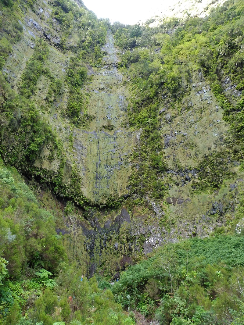 A végső katlan, a levada kezdete