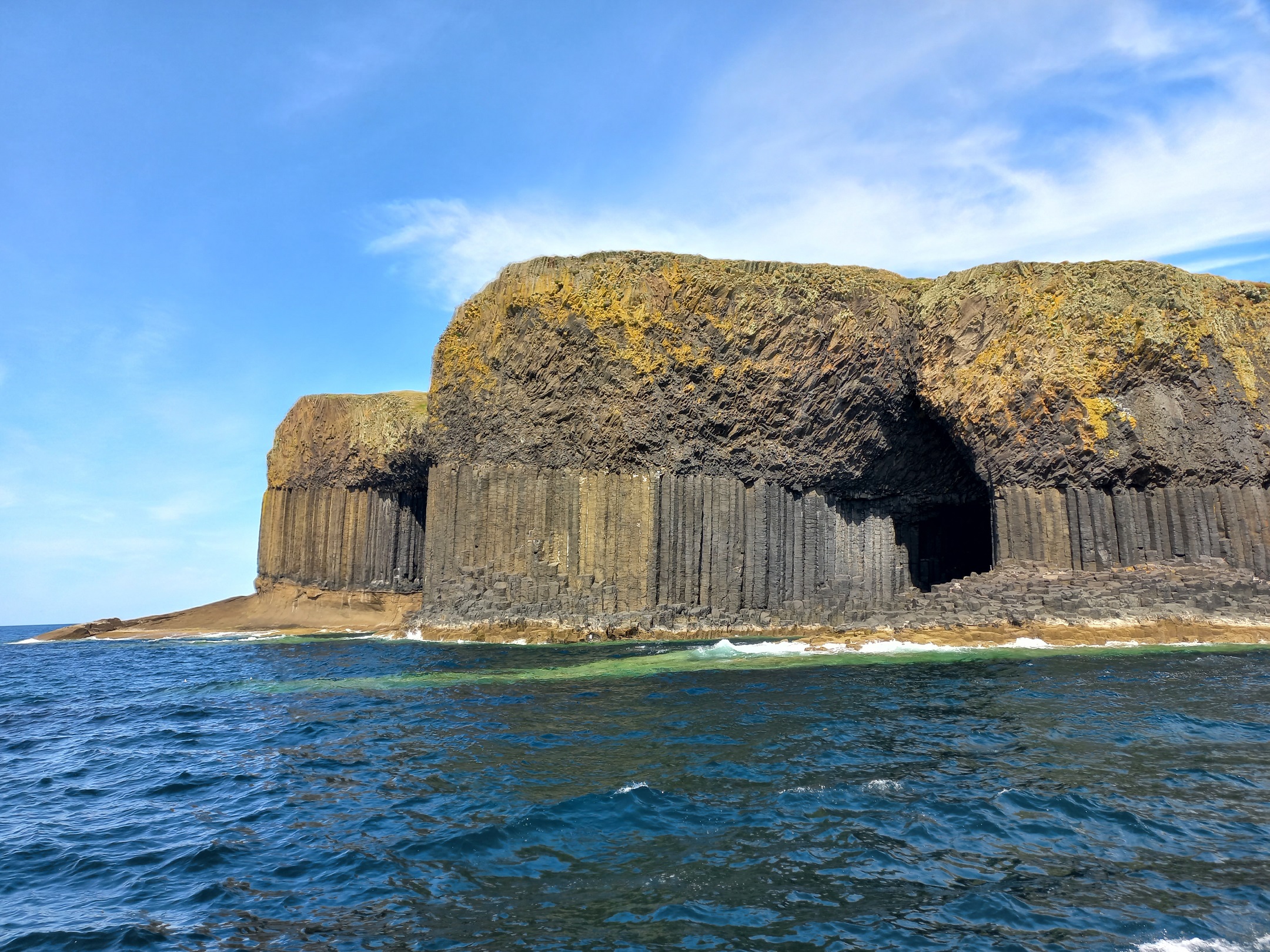 Fingal‘s Cave a tengerről
