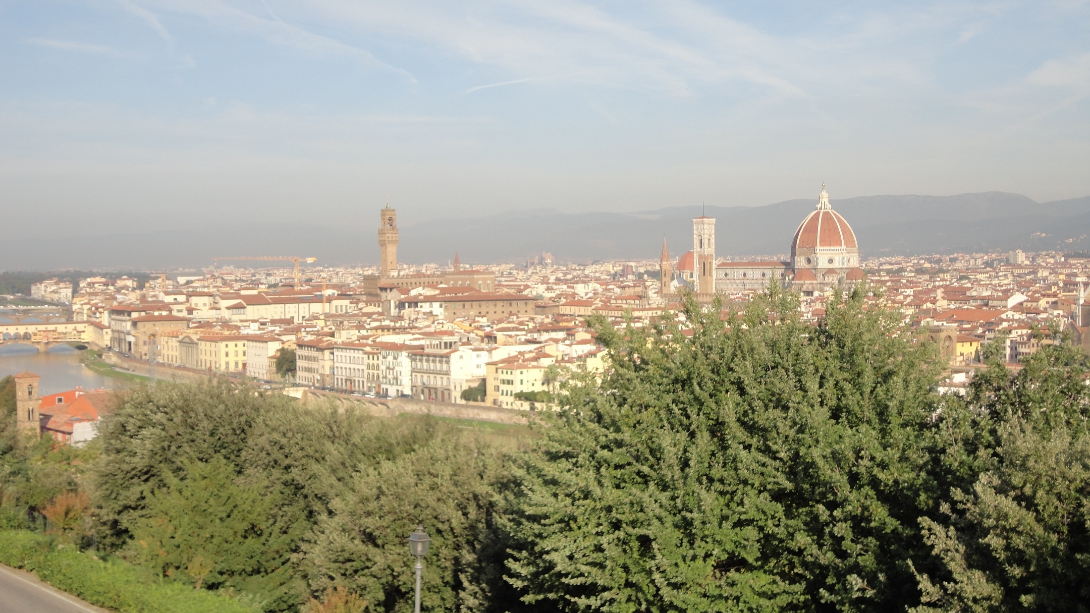A város a Piazzale Michelangelo felől