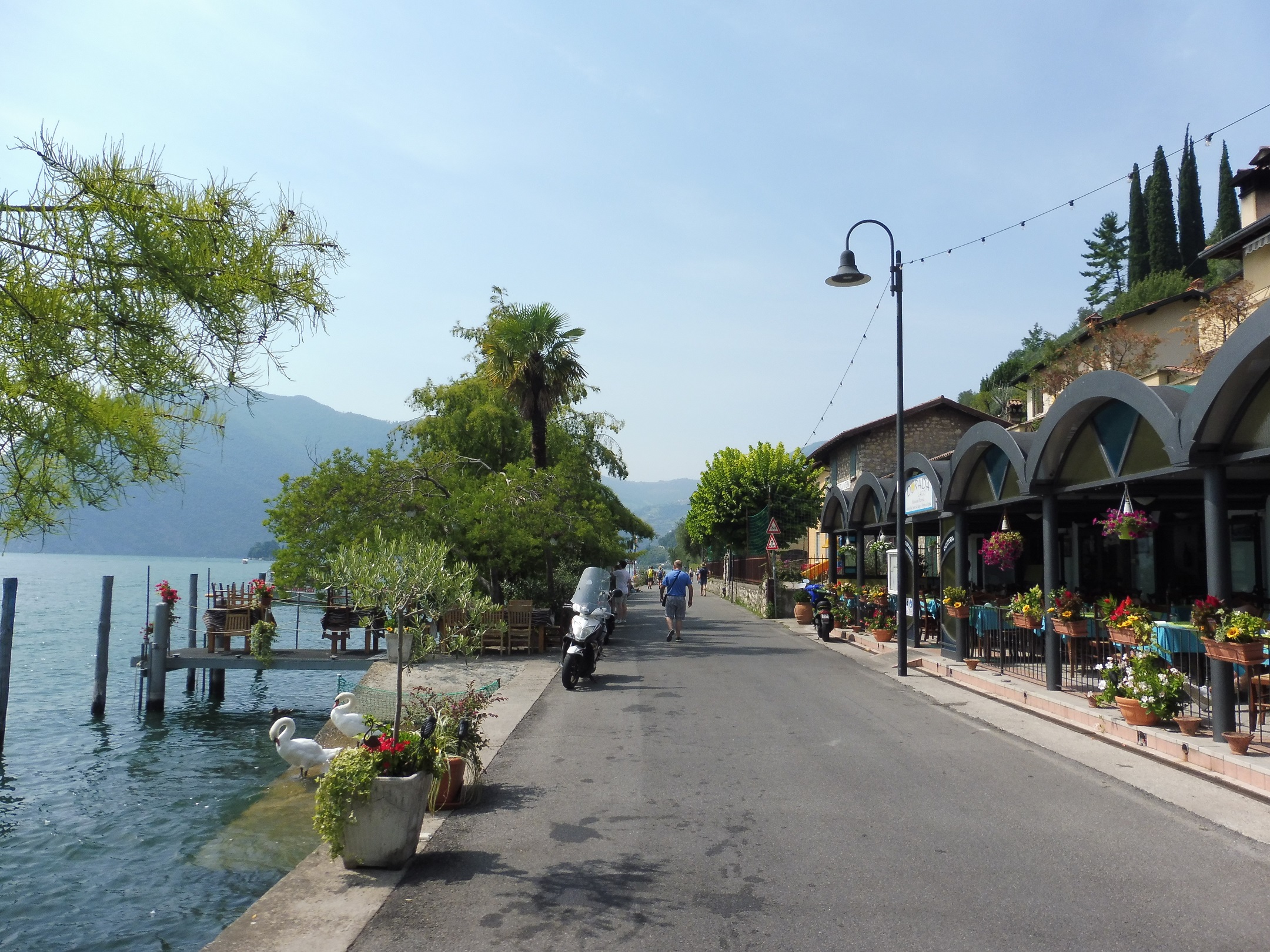 Peschiera Maraglio