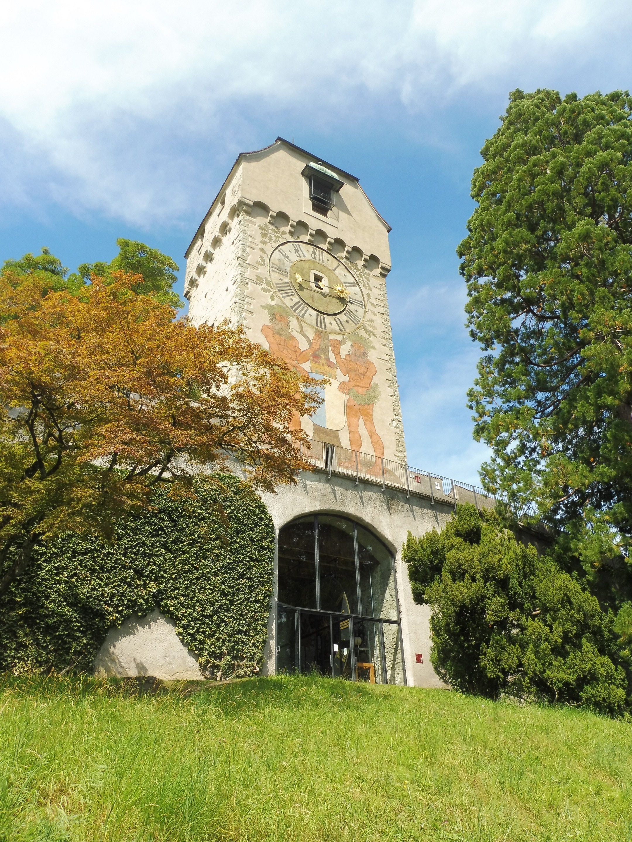 Zytturm (azaz Zeitturm -  Óratorony)