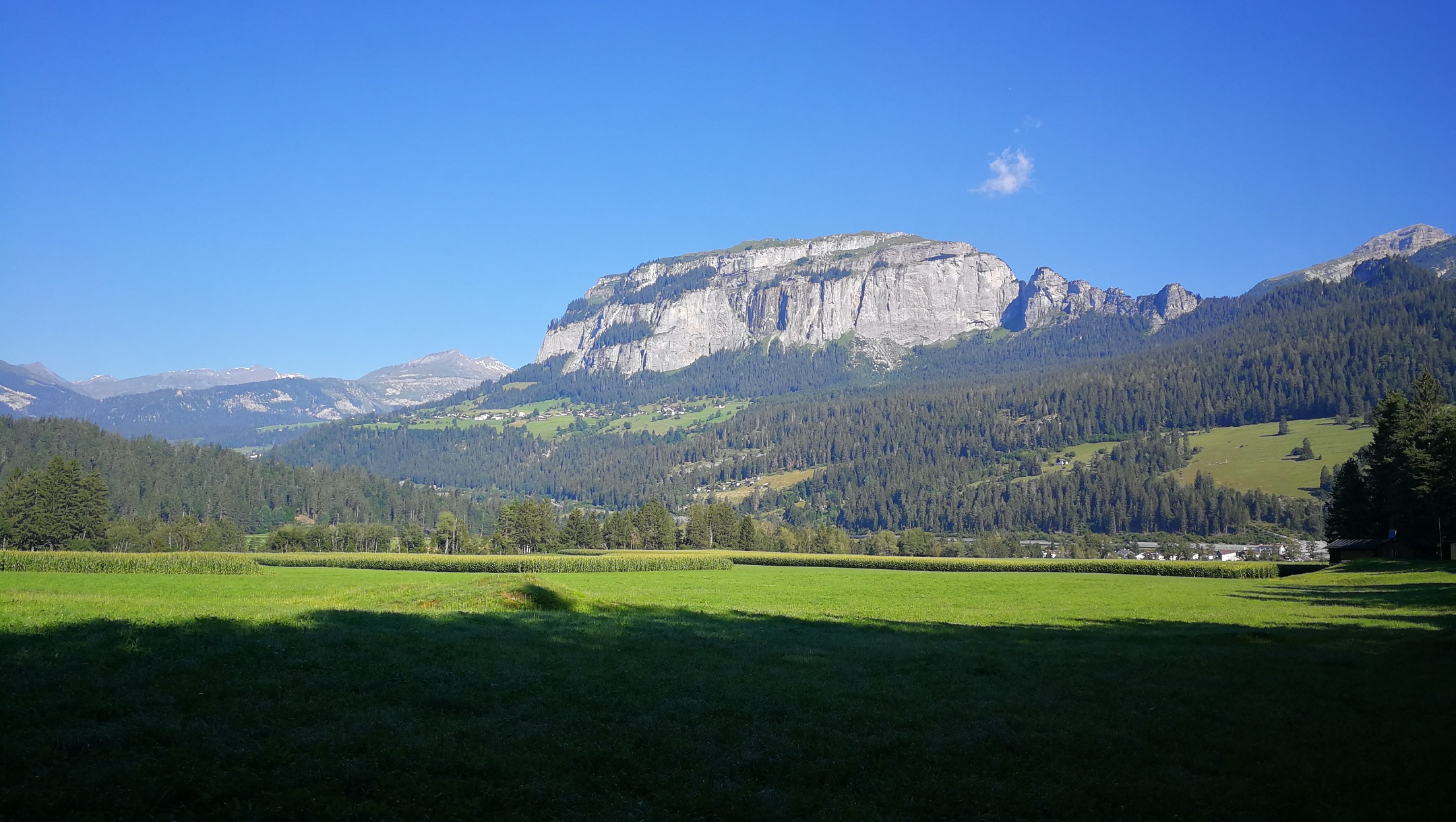 A Pinut klettersteig a távolban