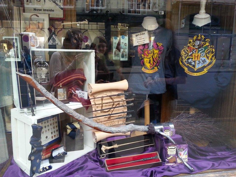 Harry Potter üzlet az új seprűvel