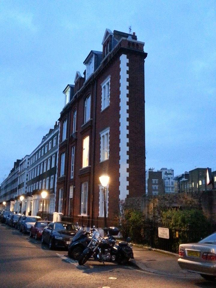 South Kensington-laposház