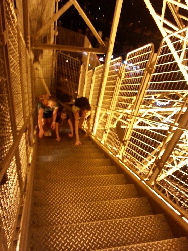 Eiffel torony lépcsőzés