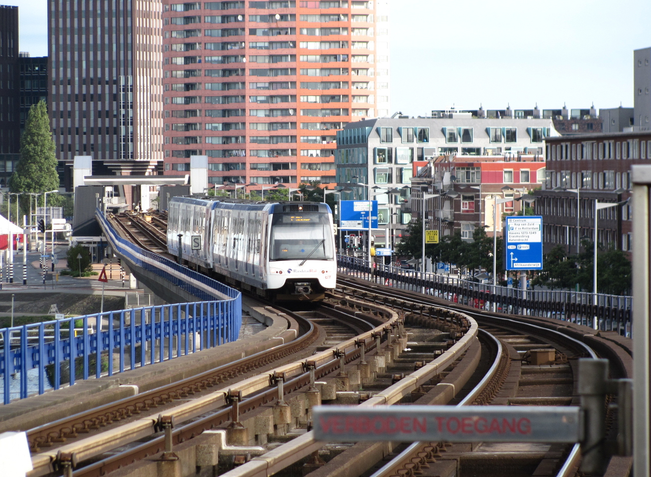 rotterdam metro