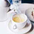 Te is elköveted a mézes teafogyasztás 3 fő bűnét?