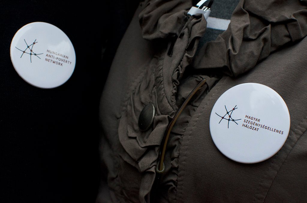 action_week_for_the_dignified_living_oct_2015_badges.jpg