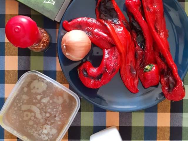 11. Sültpaprika-leves (Váncsa István szakácskönyve)