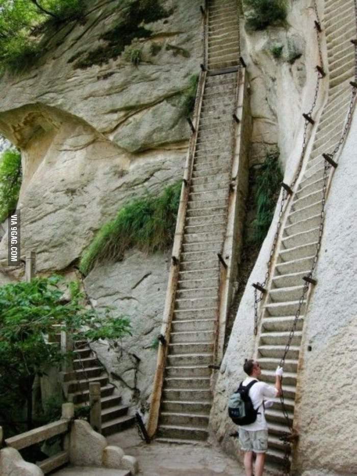 staircase_at_china_s_huangshan_mountain.jpg