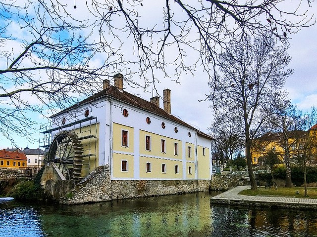 Tapolca, oda és vissza