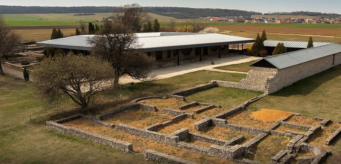 nevtelen.jpg