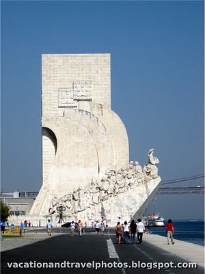 Lisbon Discoveries Navigation Statue.jpg