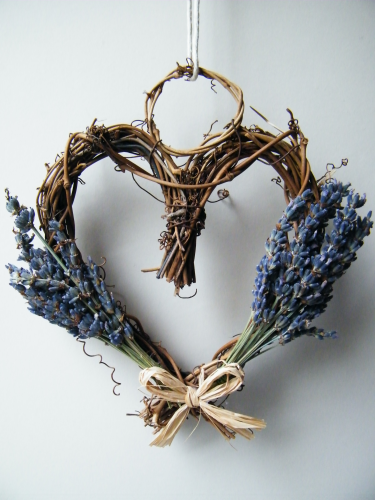 lavender-heart-wreath.png