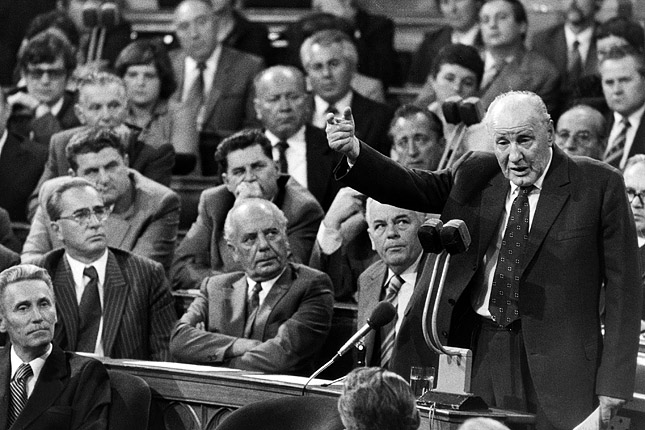 20120523-kadar-janos-parlament-1980.jpg