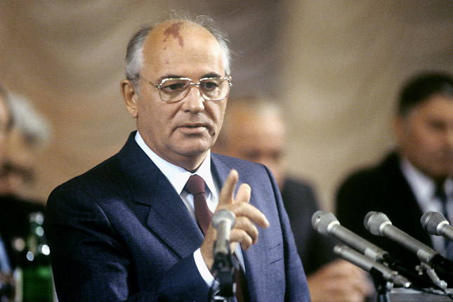 Gorbacsov szerepe a magyarországi rendszerváltásban