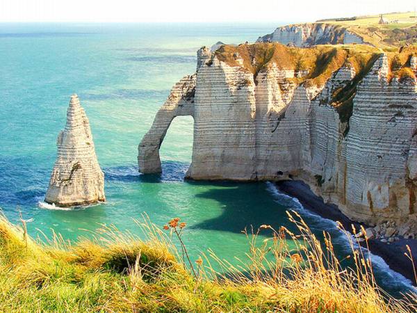 Etretat-Normandy-2.jpg