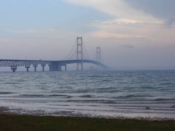 Mackinaw_Bridge_in_storm.JPG