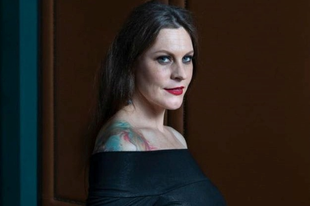 Hamarosan kezdetét veszi Floor Jansen önálló turnéja