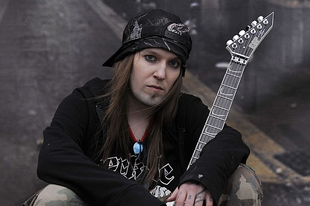 Alexi Laiho nem látja akadályát annak, hogy új csapatával Children Of Bodom-dalokat adjon elő
