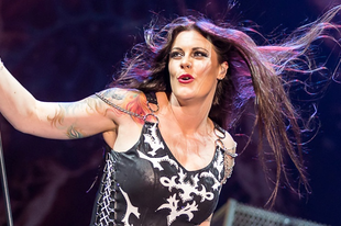 Floor Jansen nem lát esélyt arra, hogy mentor legyen a hollandiai Voice-ban