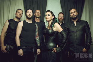 Baleset érte a Within Temptation gitárosát