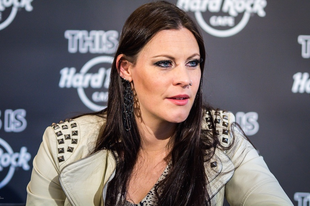 A Nightwish új albumáról fecsegett Floor Jansen