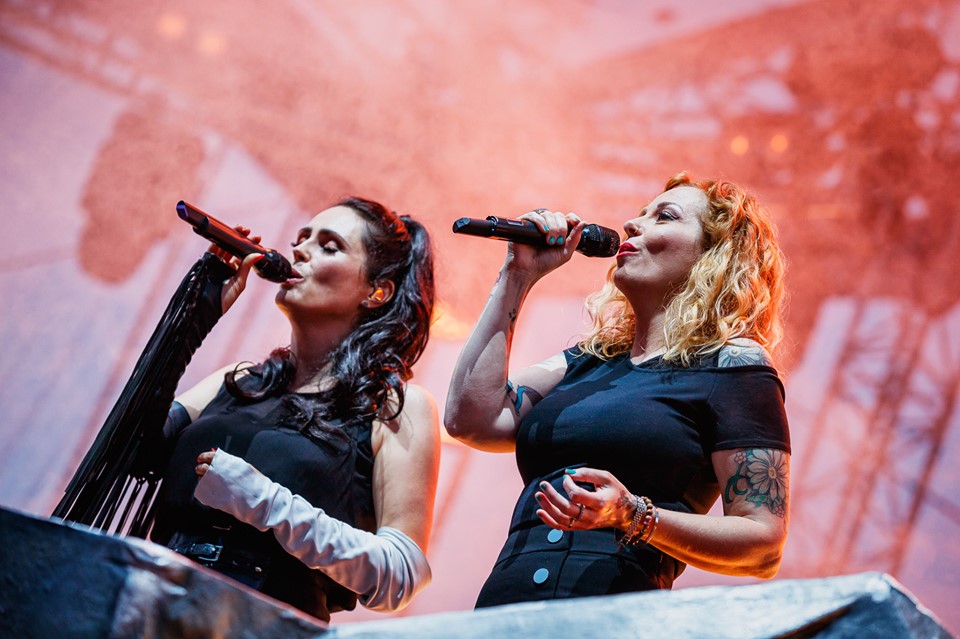 Anneke van Giersbergennel lépett fel a Within Temptation