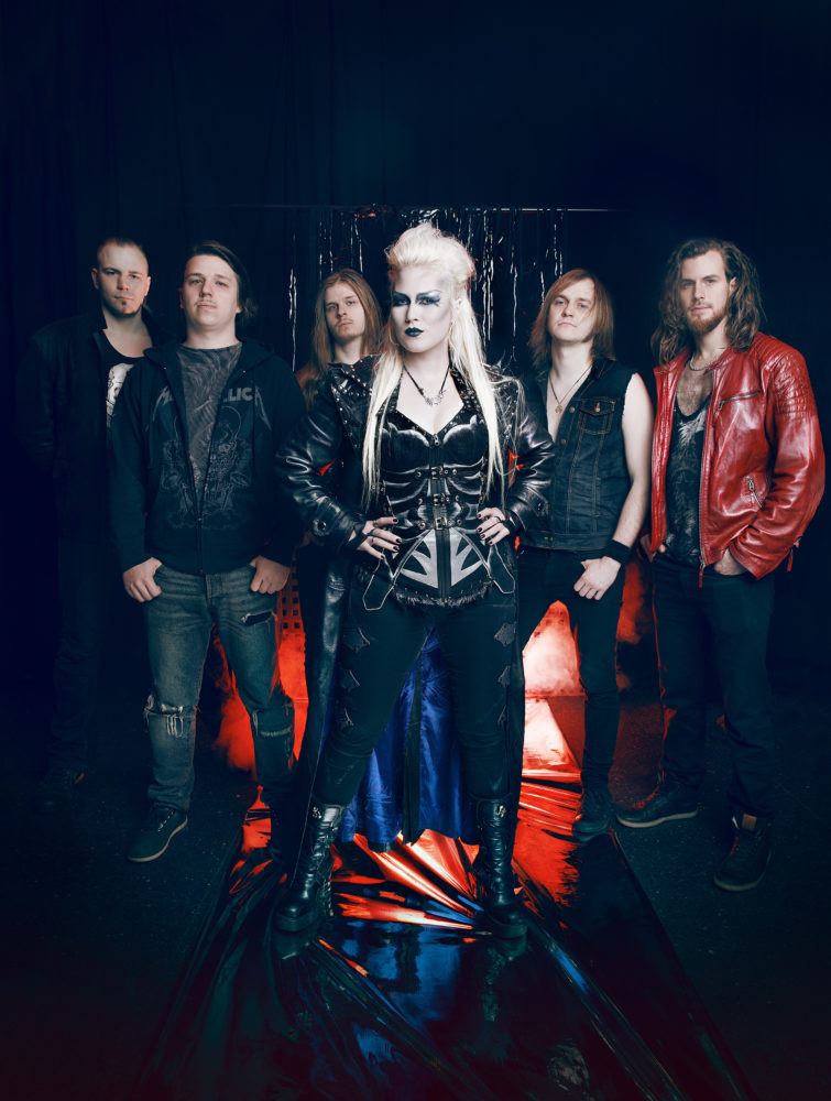 Két új élőfelvételes kisfilmmel rukkolt elő a Battle Beast