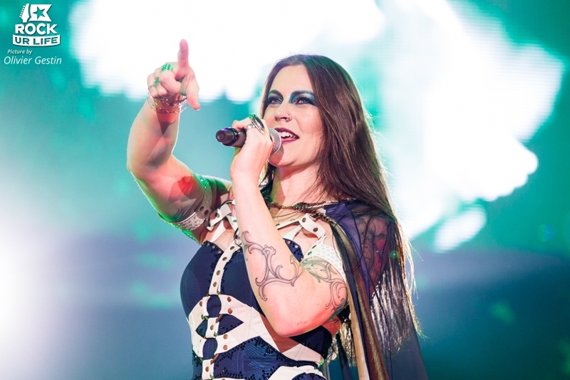 Floor Jansen visszarepült a múltba