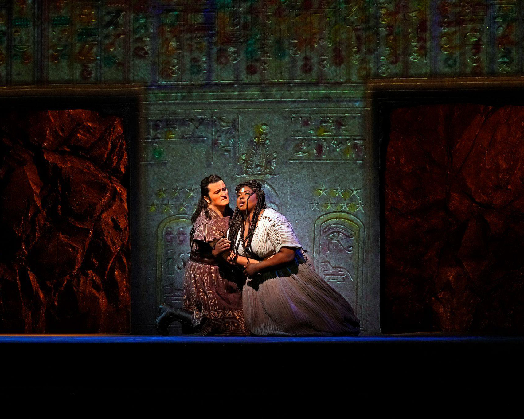 aida4_1.jpg