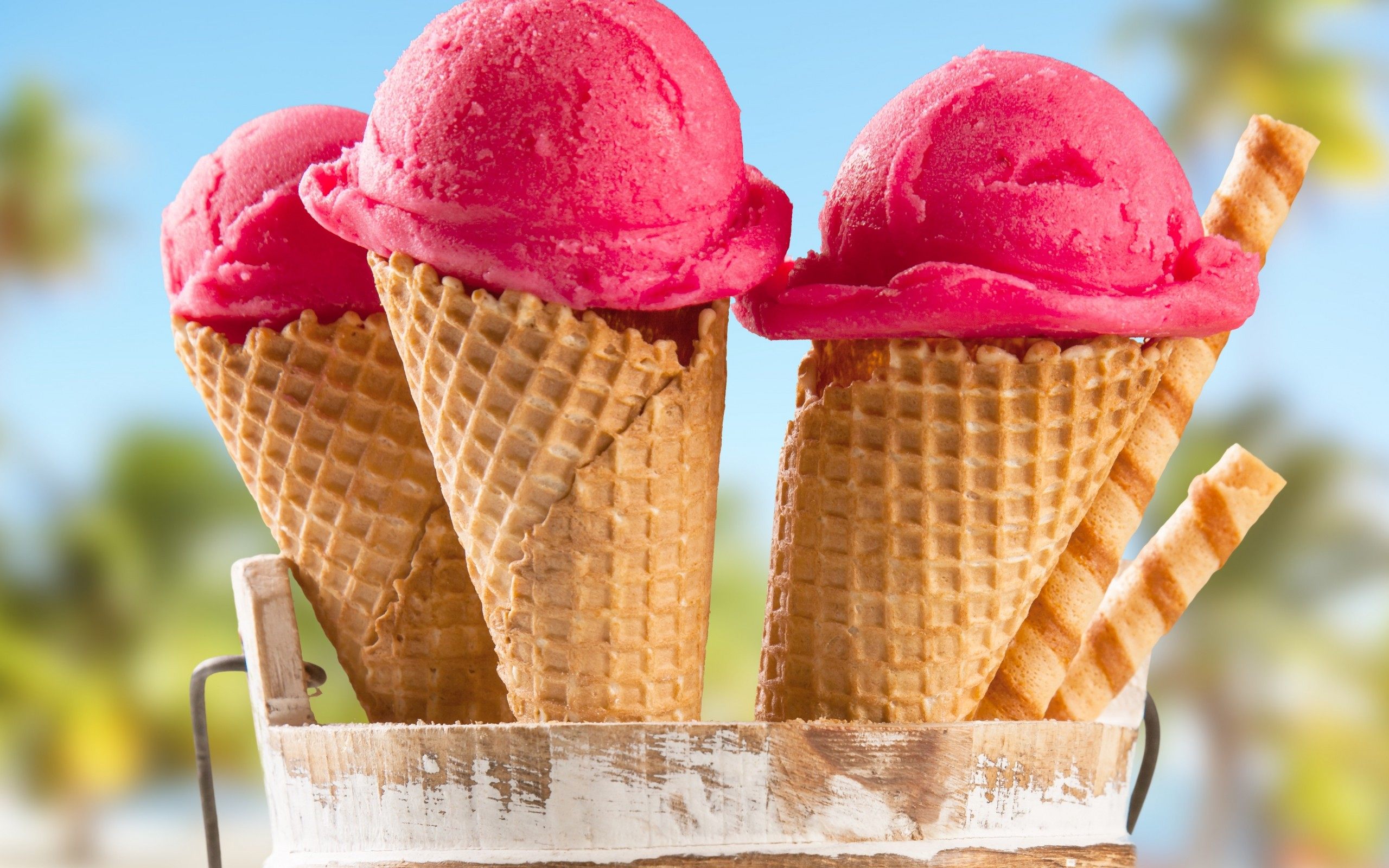 raspberry-ice-cream-wallpaper.jpg