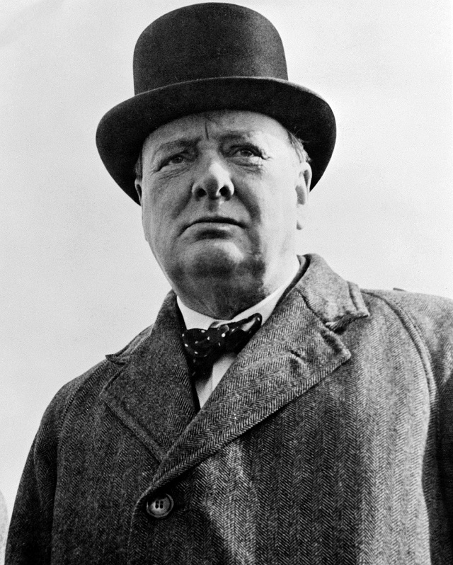 sir-winston-churchill-396973_1920.jpg