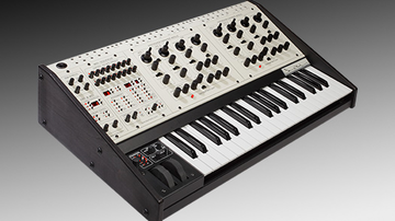 Tom Oberheim a Two Voice-t hozza vissza