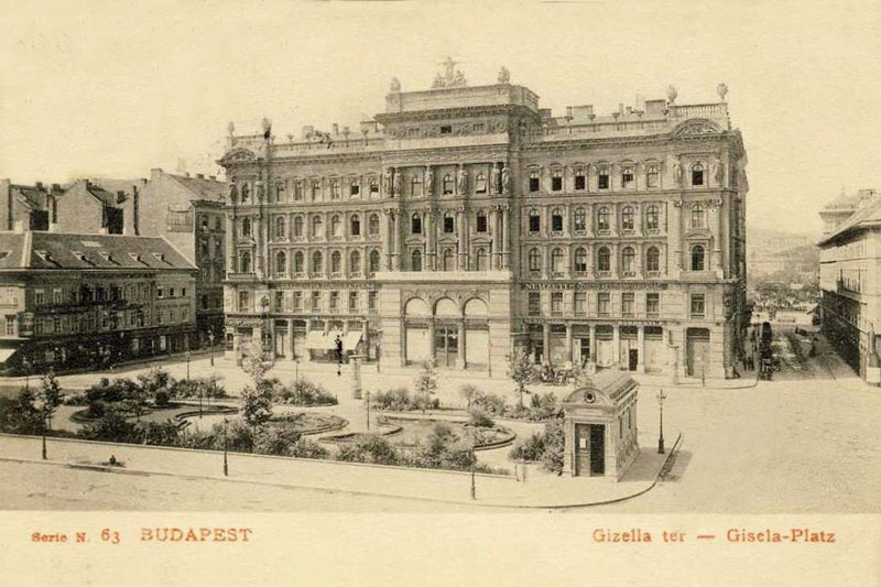budapest-vorosmarty-ter-1904.jpg