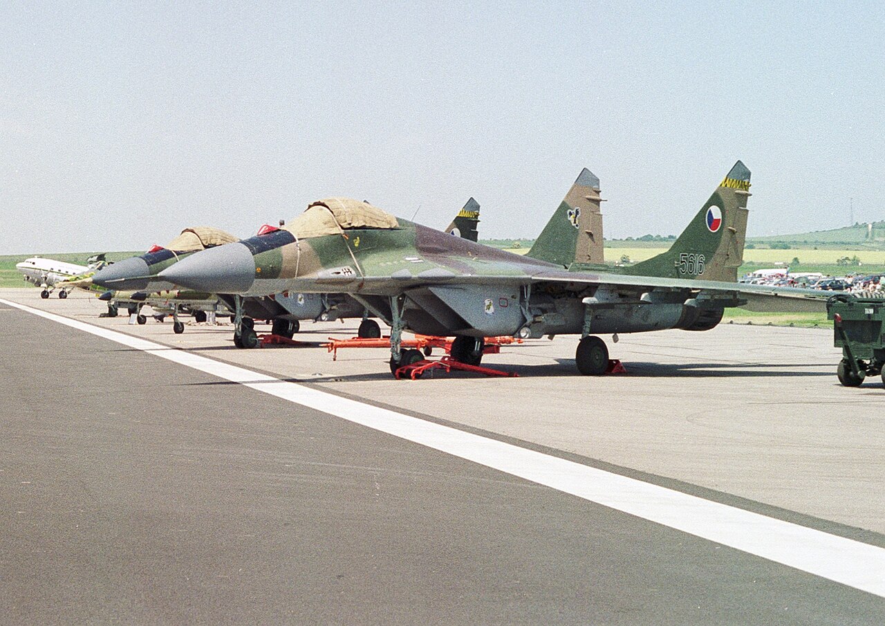 air_tattoo_international_raf_boscombe_down_czaf_mig-29_130692.jpg