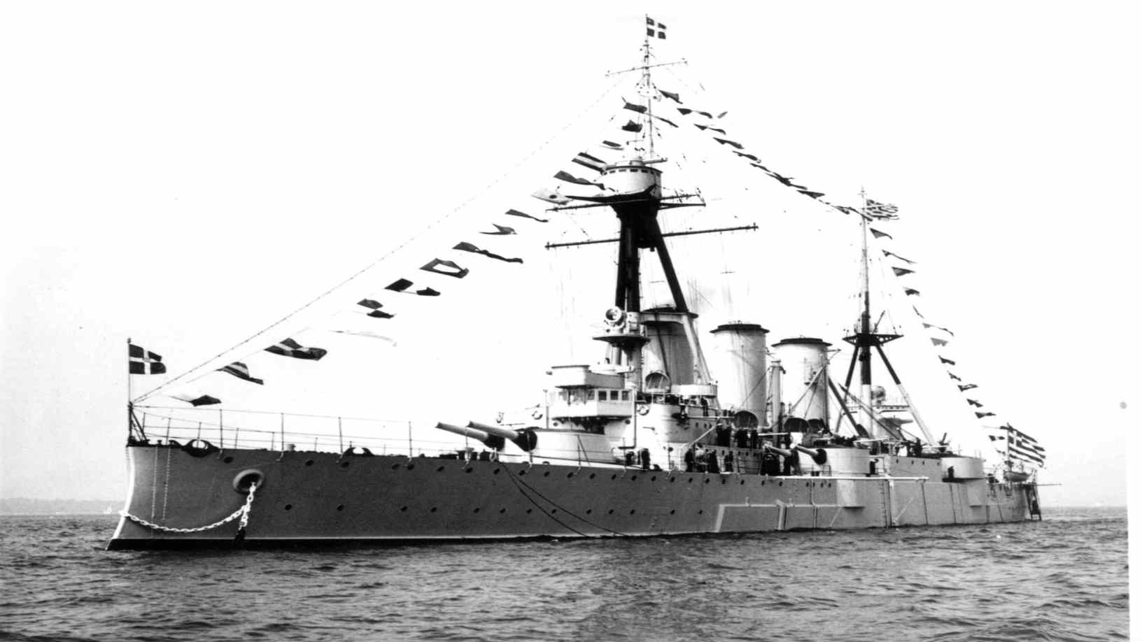 averof_at_spithead_naval_review_1937.jpg