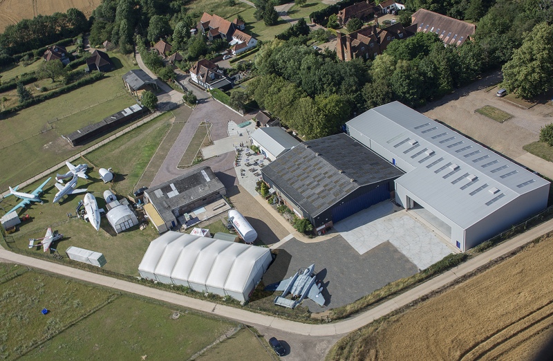 de_havilland_aircraft_museum_from_the_air.jpg