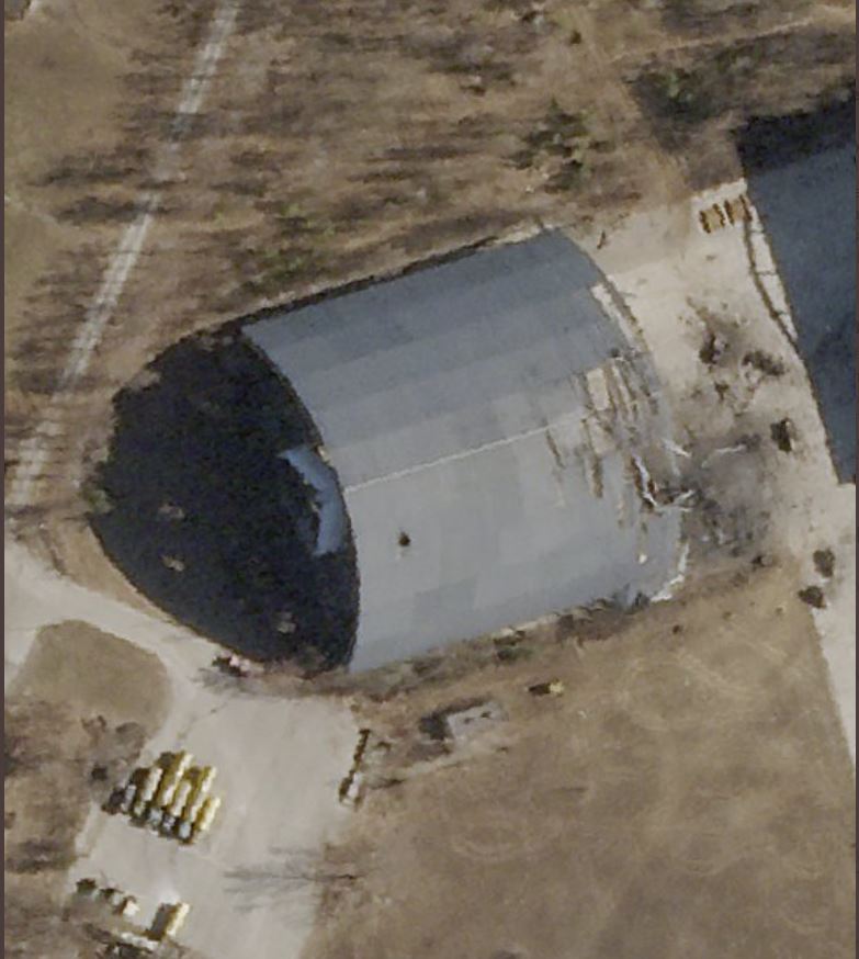 hangar-1.JPG