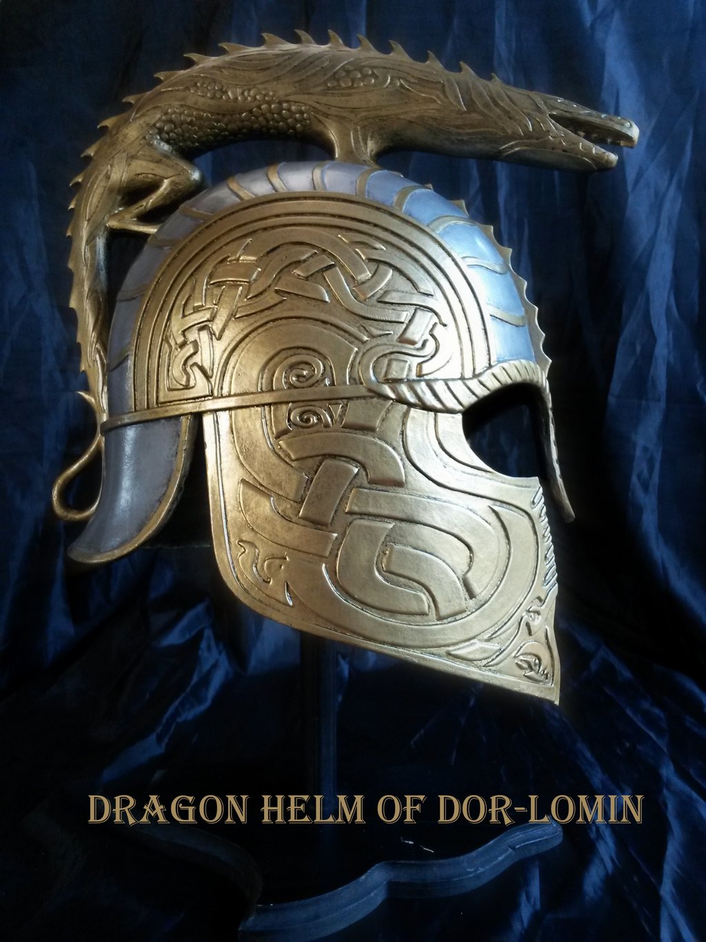 dragon_helm_of_dor_lomin_by_geridevil-d8qqhz3.jpg