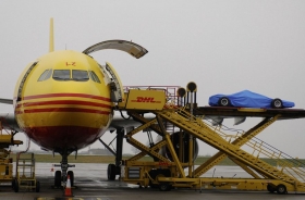 DHL.jpg